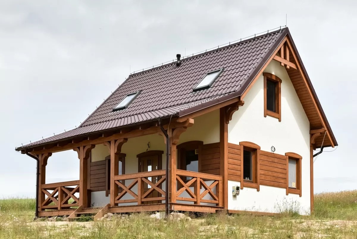 Okay, here's an analysis of the image, broken down into sections as requested. Note that not every theoretical lens *perfectly* applies, so some sections will be more robust than others. I'll indicate where a section...