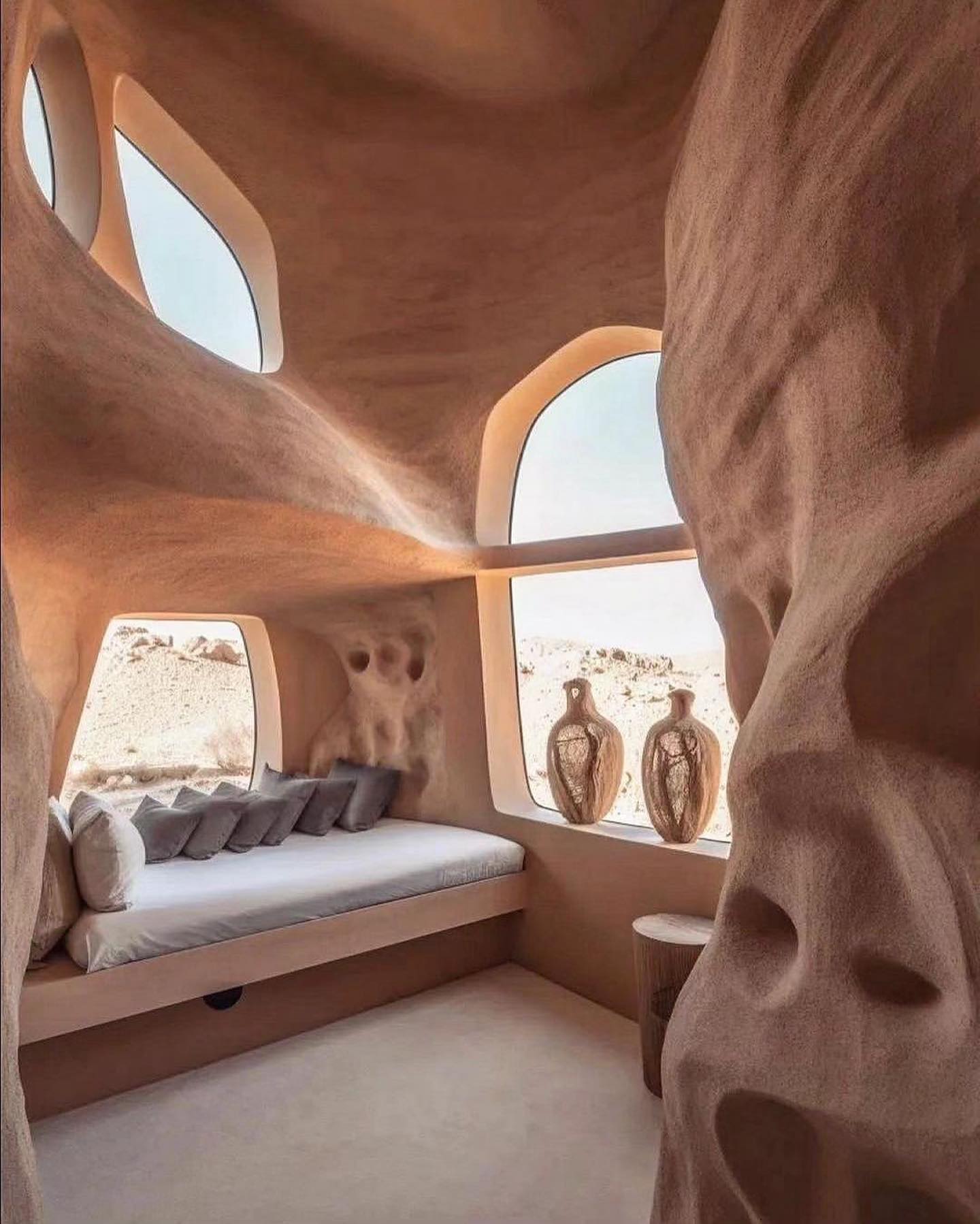 Okay, here's a breakdown of the image, utilizing the requested theoretical frameworks where applicable. Given the nature of the image (an interior space), some frameworks are more readily applicable than others. ## Vi...