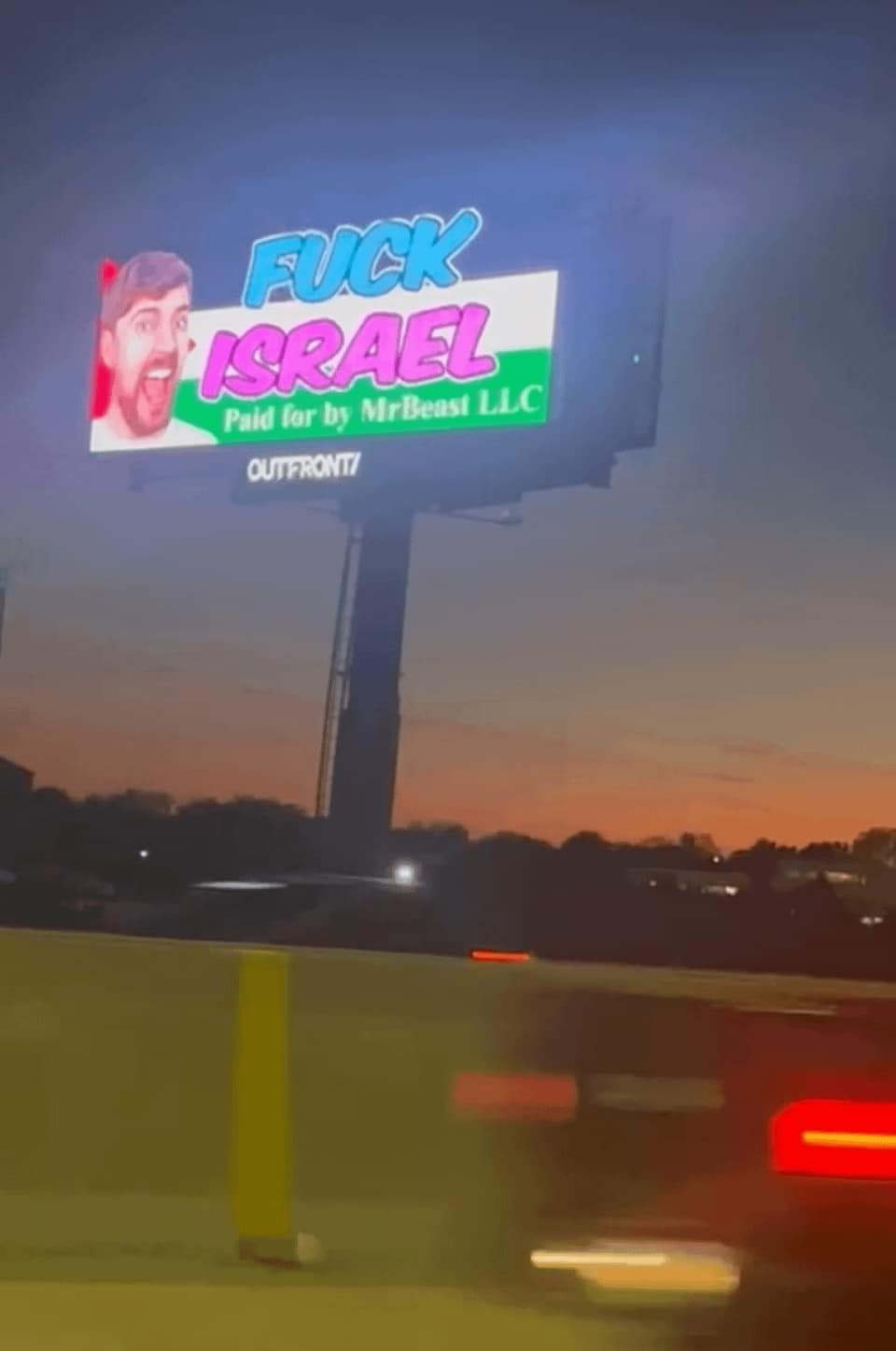 Here's an analysis of the image, broken down into relevant sections as requested. Given the sensitive nature of the content, this response will strive for analytical objectivity and avoid taking a position on the poli...