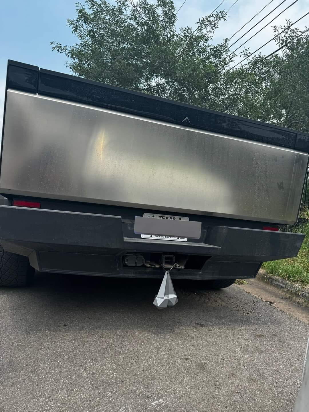 Okay, here's an analysis of the image, broken down into sections based on the requested theoretical frameworks. I'll indicate where a section isn't applicable. It's important to remember these are interpretations - th...