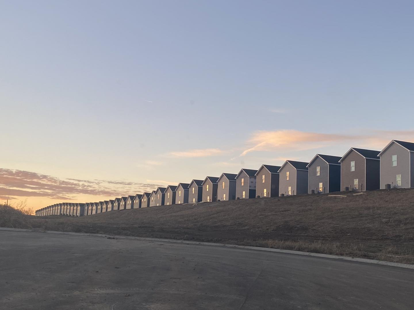 Okay, here's an analysis of the image across the requested theoretical lenses, broken down into sections. I'll indicate where a lens *doesn't* strongly apply. Keep in mind this is interpretive and based on the visual...