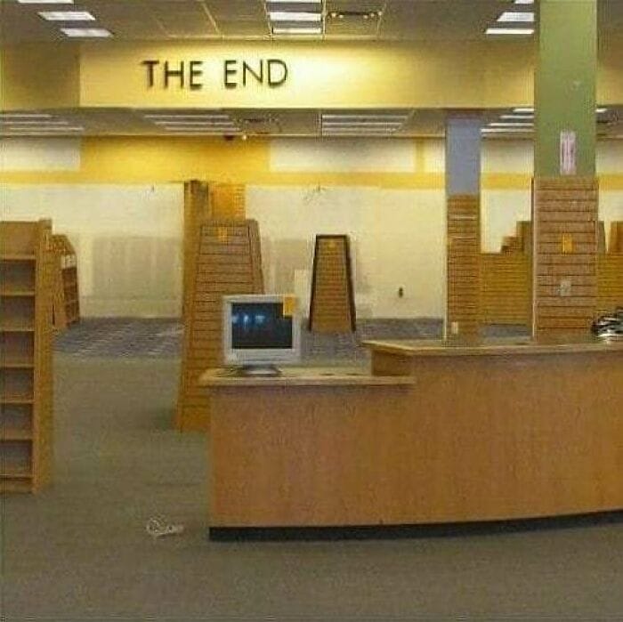 Okay, here's an analysis of the image, broken down into the requested theoretical frameworks. I'll only include sections where the framework feels genuinely applicable to interpreting the image. Given the nature of th...