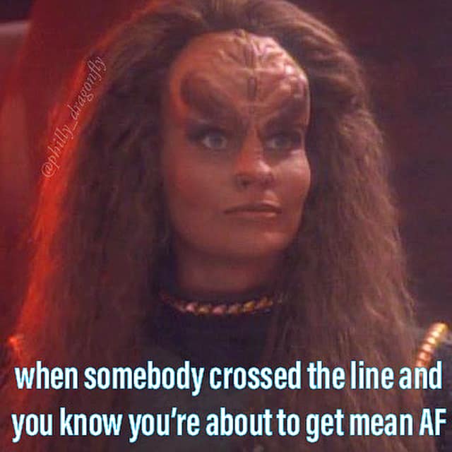 Okay, let's break down this image and the accompanying text through several theoretical lenses. **Visual Description** The image is a close-up portrait of Princess Rhaenyra Targaryen, as portrayed by Emma D'Arcy in th...