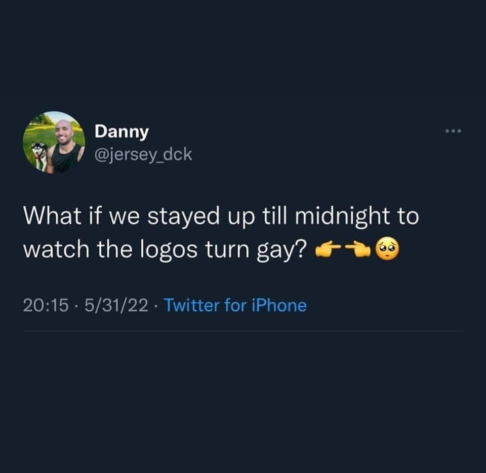 Okay, let's break down this Twitter post through the requested theoretical lenses. **Visual Description** The image is a screenshot of a Twitter post. The profile picture is a close-up of a person in a field. The Twit...