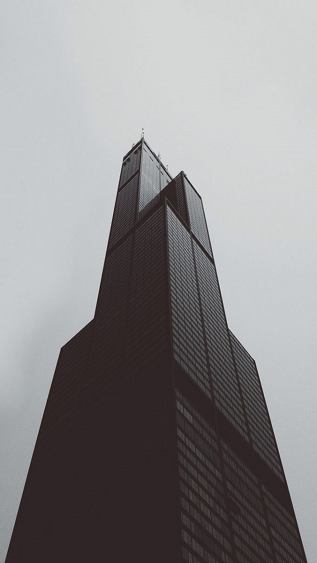 Okay, here's an analysis of the image, broken down into sections addressing the requested theoretical frameworks. Some sections won't be relevant, as the image doesn't necessarily lend itself to all of them. **Visual...